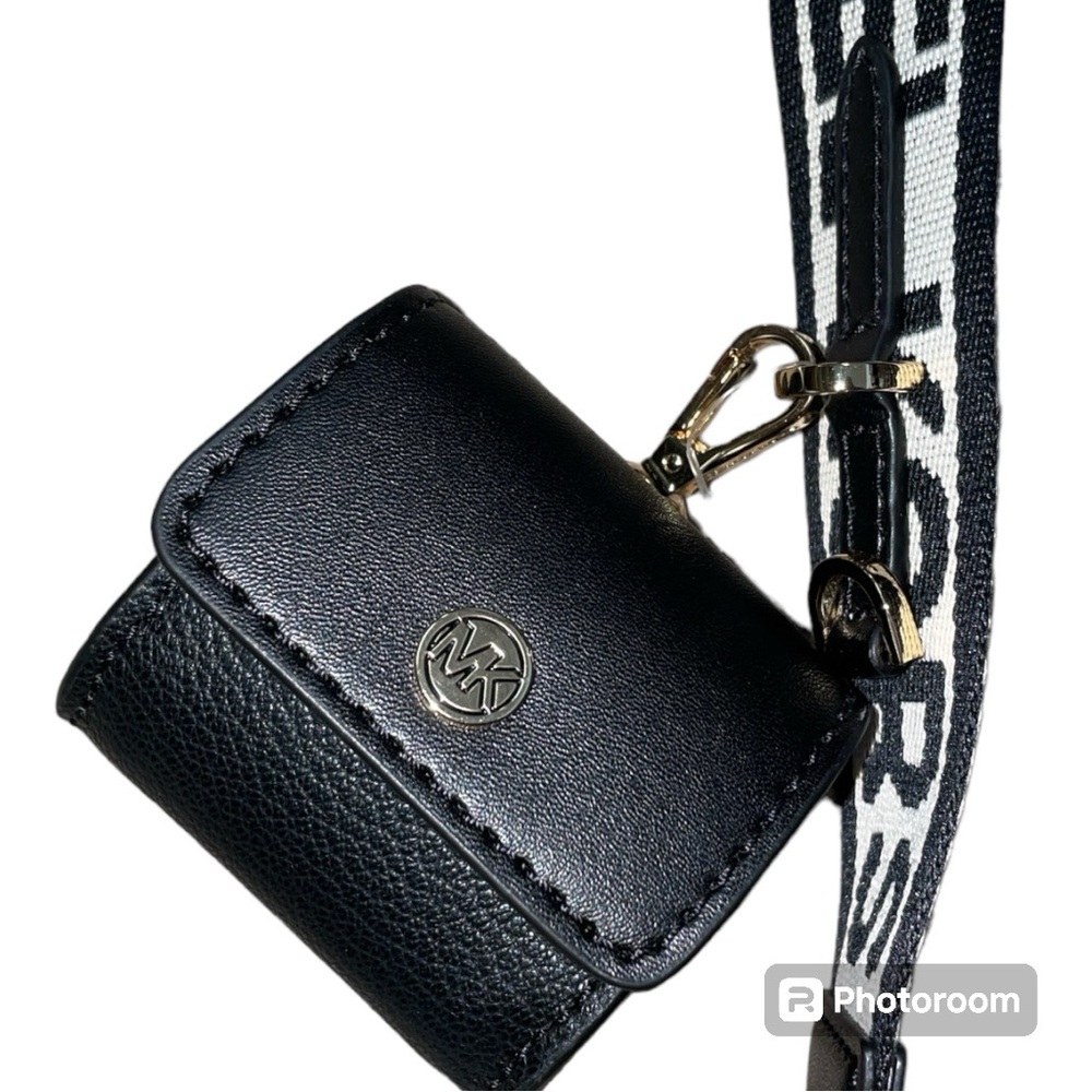NWT MICHAEL KORS Jet Set Medium Leather Crossbody w/ Case for Apple AirPods Pro - Picture 5 of 8
